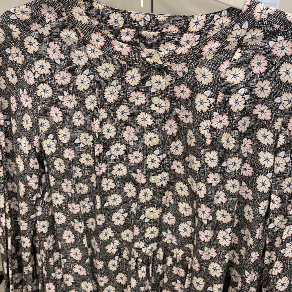 Loft button down top - Picture 2 of 6